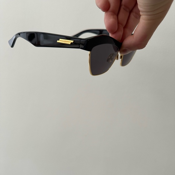Bottega Veneta cat eye sunglasses - Picture 3 of 6